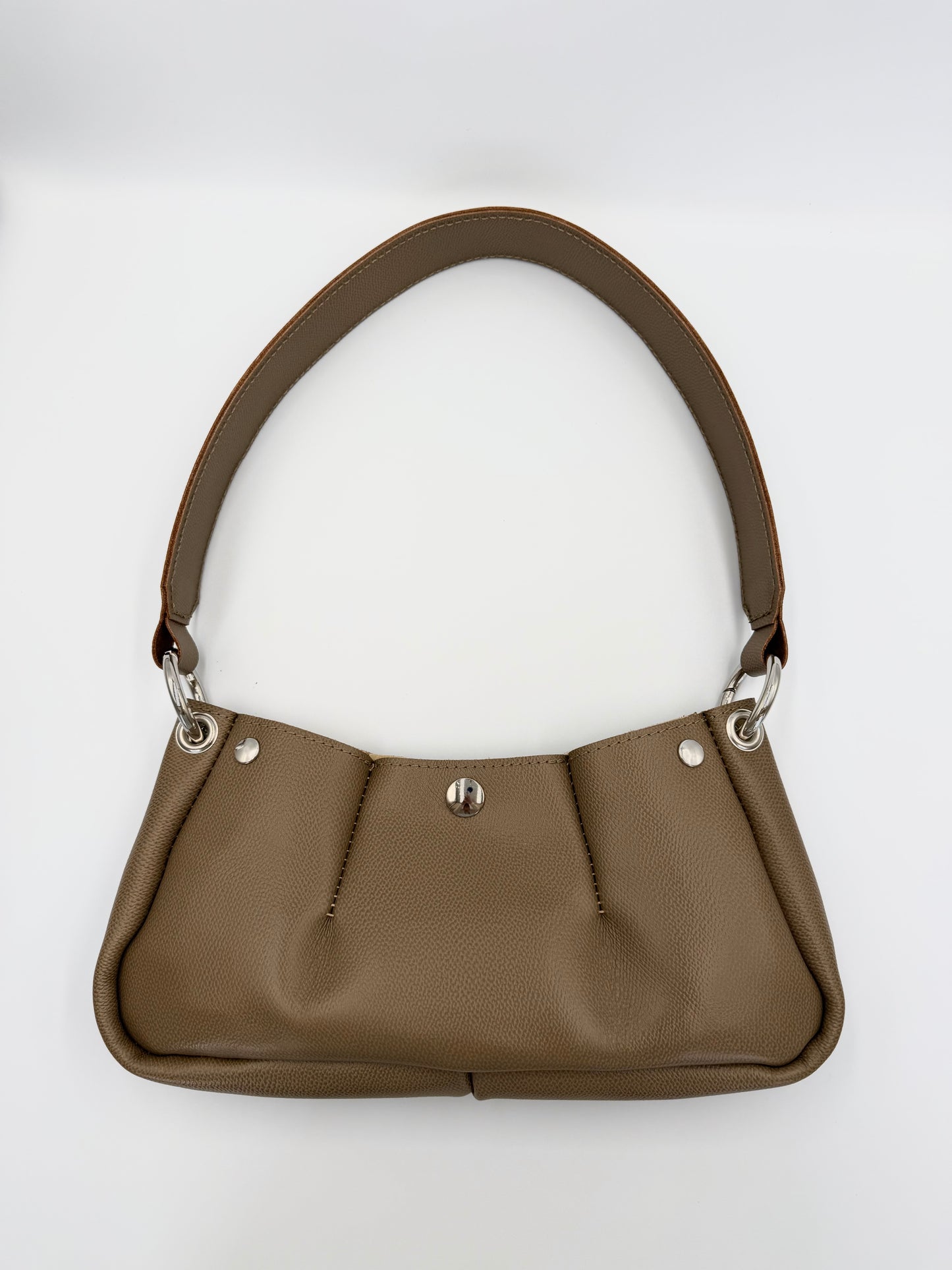 Sac Thora kaki