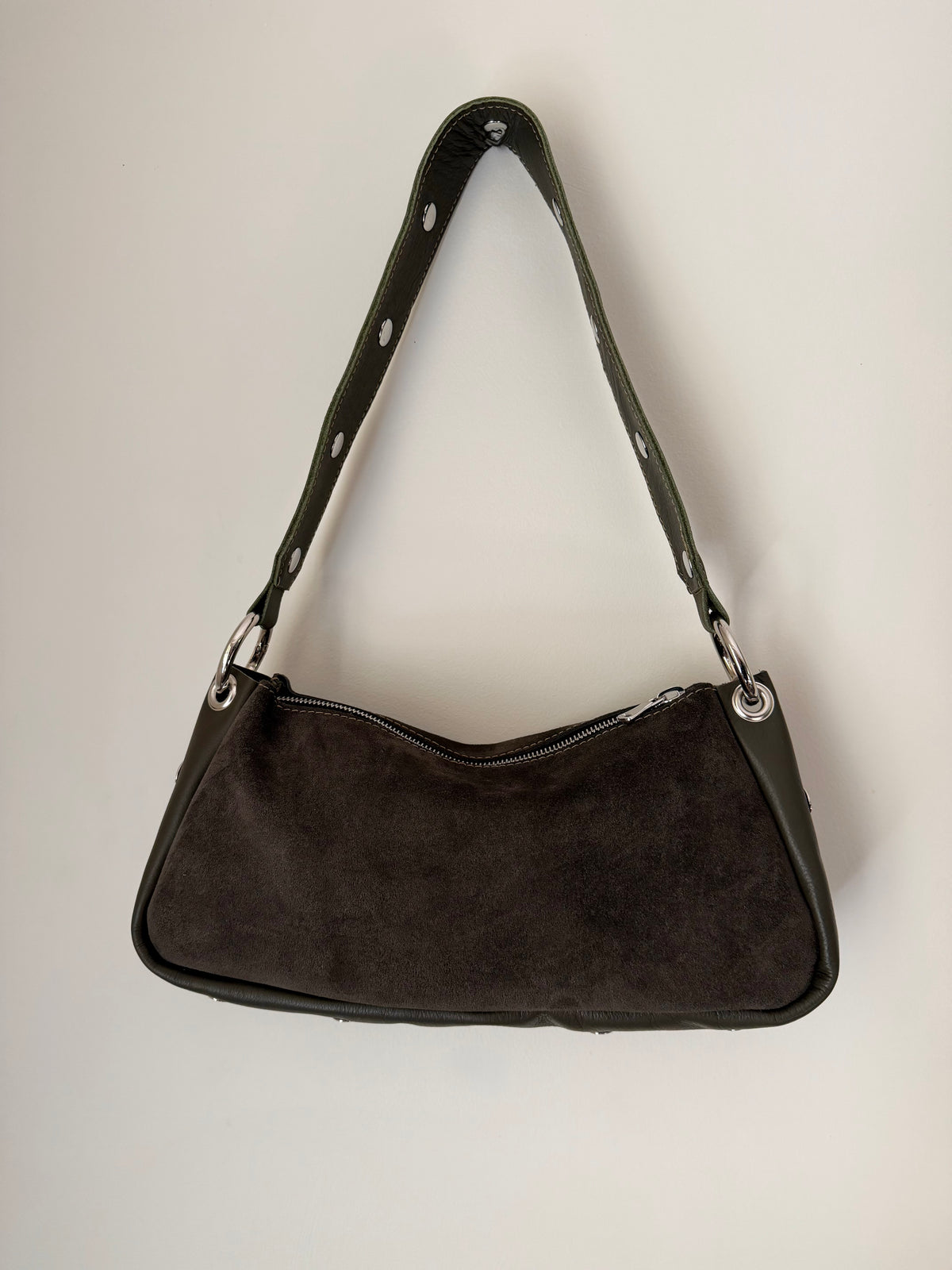 Sac Thora kaki