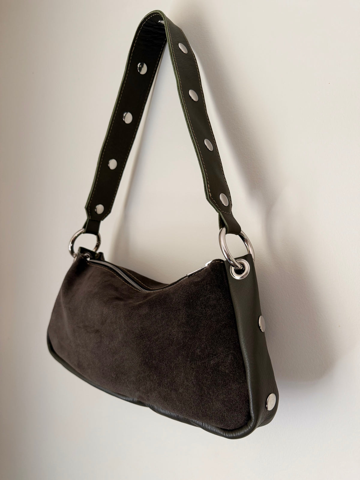 Sac Thora kaki